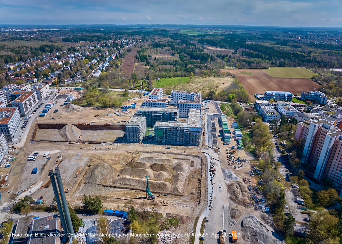 21.04.2023 - Luftbilder von der Baustelle Alexisquartier und Pandion Verde in Neuperlach